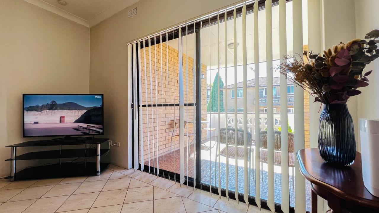 Carlton 3 Beds Unit - Free Parking Appartement Sydney Buitenkant foto